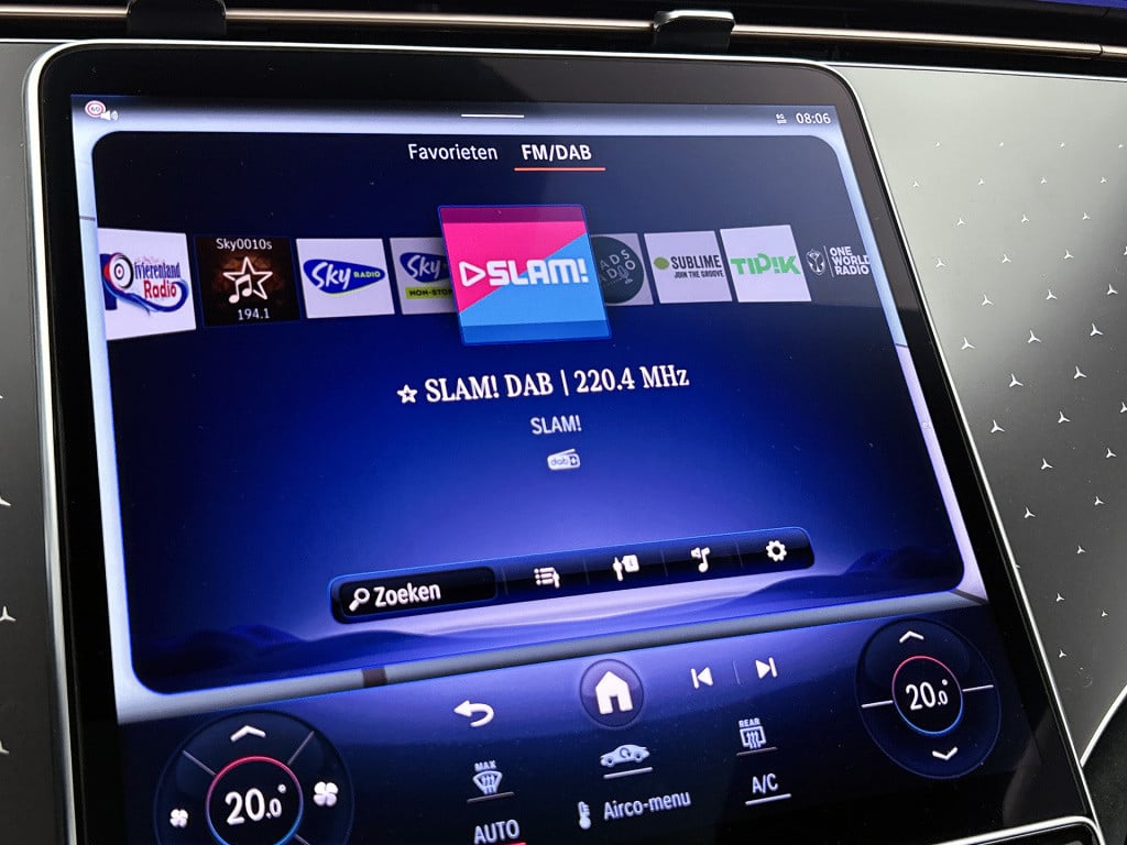 Mercedes-Benz Eqe 300 business solution amg 90 kwh | nightpakket | rijassis