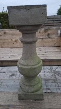 Betonnen pilaren