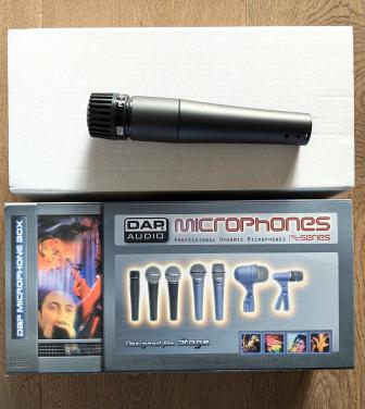 Drie dynamische microfoons