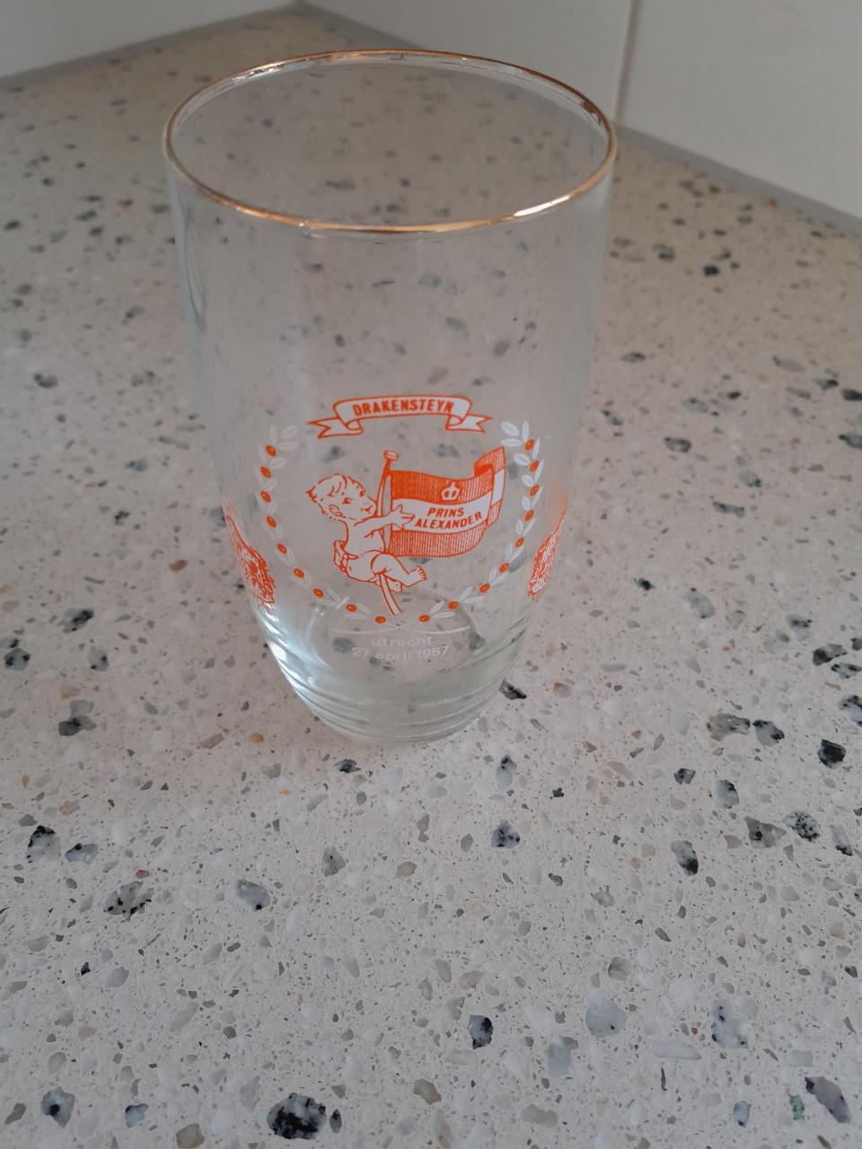 Gratis af te halen in Vlissingen; Herdeninkingsglas