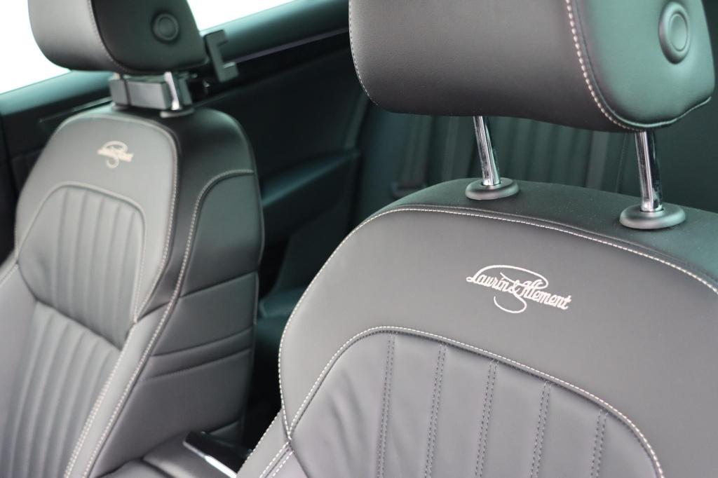 Skoda Superb combi 1.4 tsi laurin & klement 218pk dsg6 | lederen bekleding 