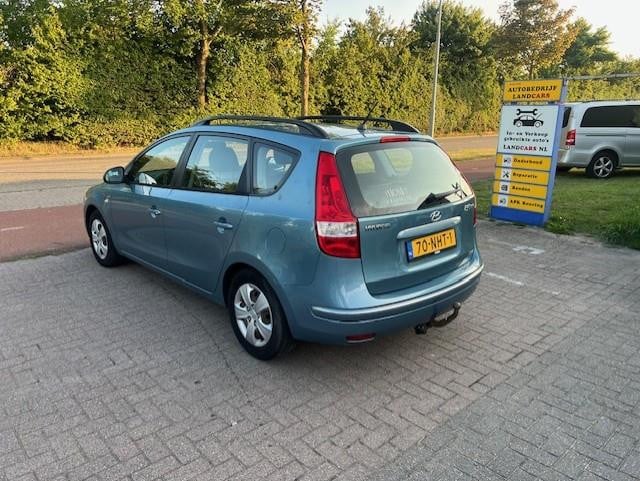 Hyundai I 30 cw 1.6i blue dynamic
