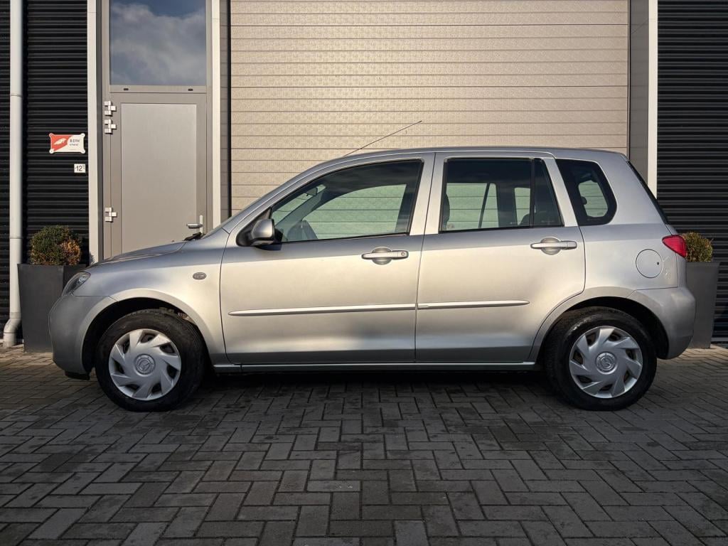 Mazda 2 1.4 touring/106.000 nap/apk/airco/nwe distributie/