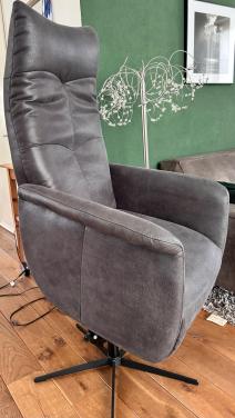 Te koop mooie sta op fauteuil mt L