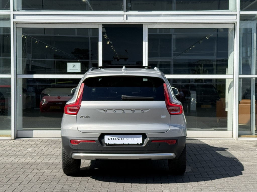 Volvo XC40 t5 262pk recharge ultimate bright| panodak| adap.cruise| trekhaa