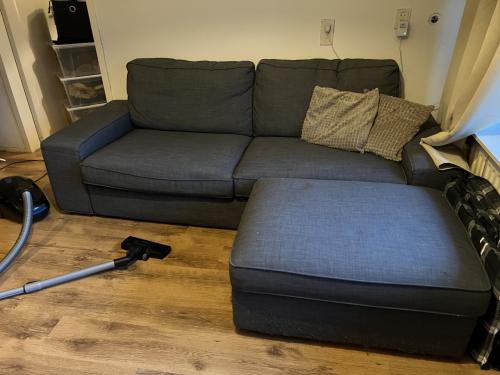 Bank met hokker MOET WEG