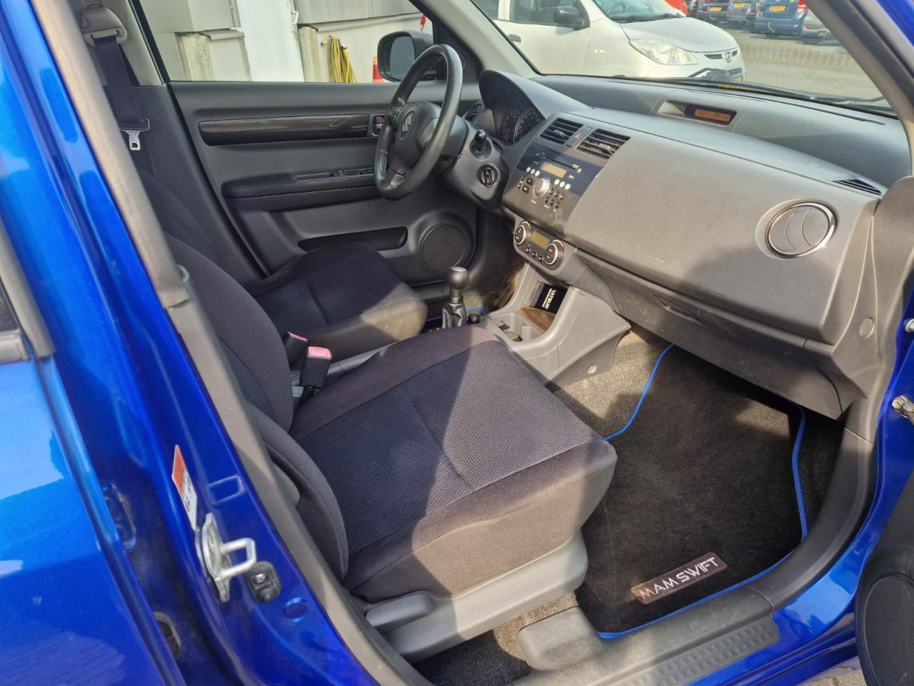 TE KOOP SUZUKI SWIFT 1.3 GLX MET KLIMAAT CONTROL 2250,- EURO