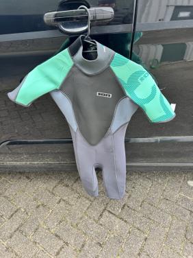 Nieuw dames/kinder surfpak