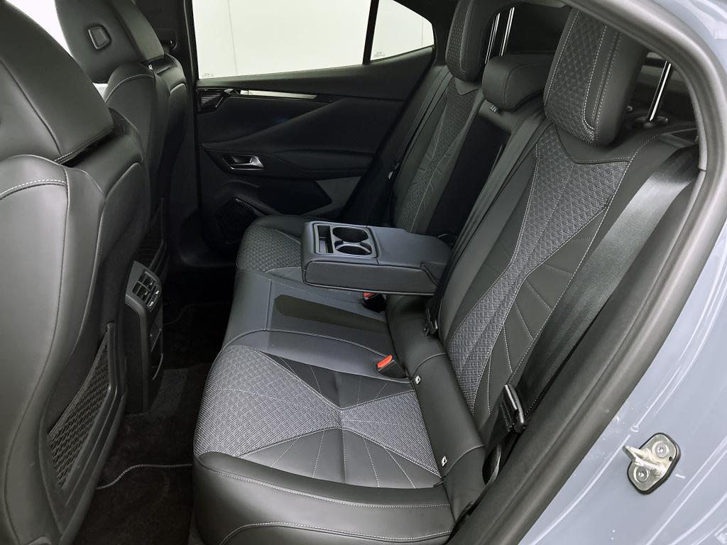 Ds Ds 4 no e-tense pallas comfort tech pack 58.3 kwh | adaptieve cruise con