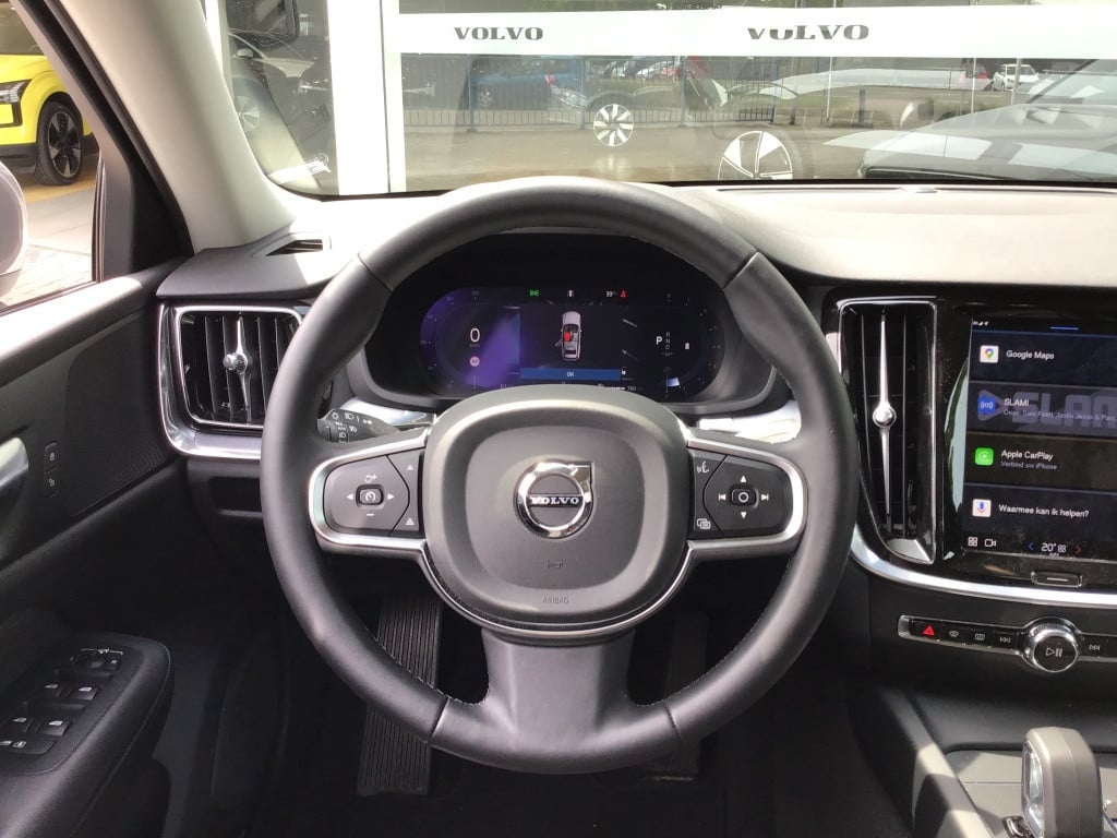 Volvo V60 b3 163pk essential| camera| adap.cruise| google maps