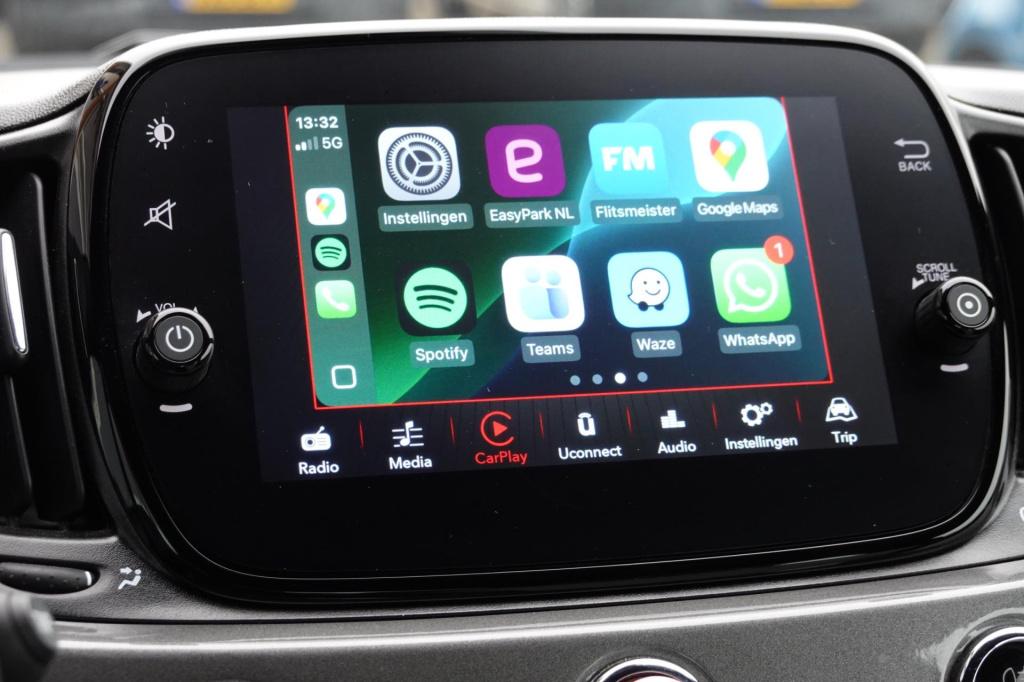 Fiat 500 C 1.0 hybrid dolcevita