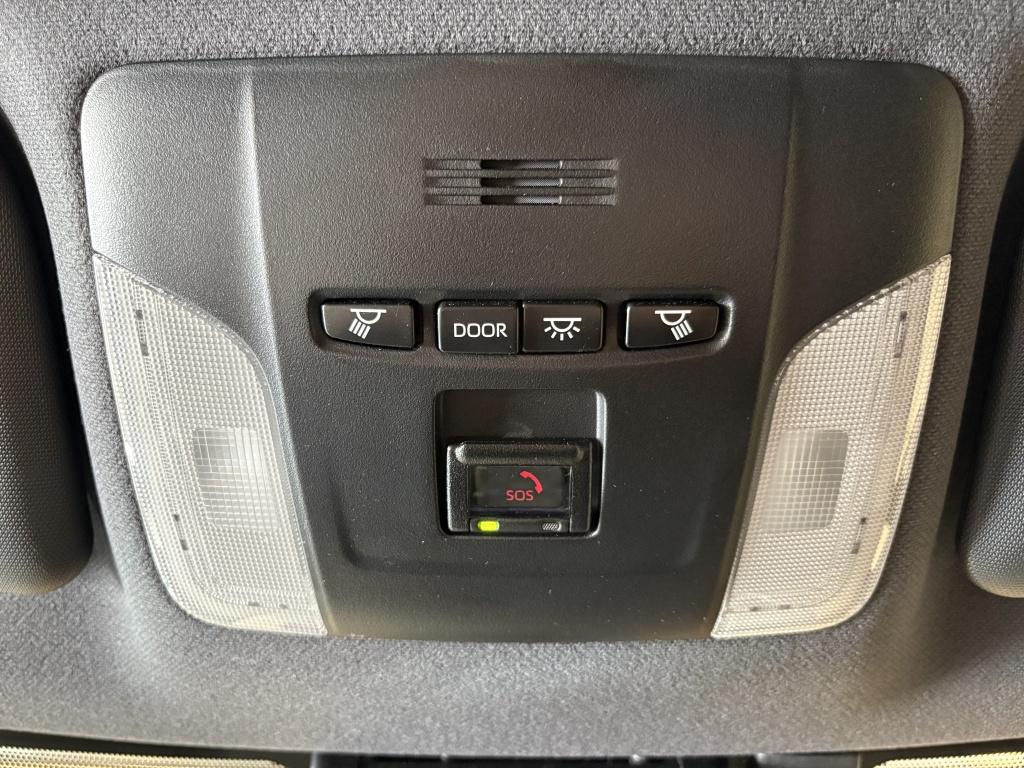 Toyota Corolla 1.8 hybrid executive