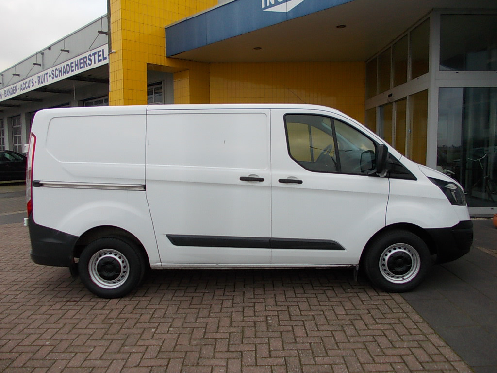 Ford Transit Custom 2.0 tdci airco, schuifdeur, 3-zits, trekhaak