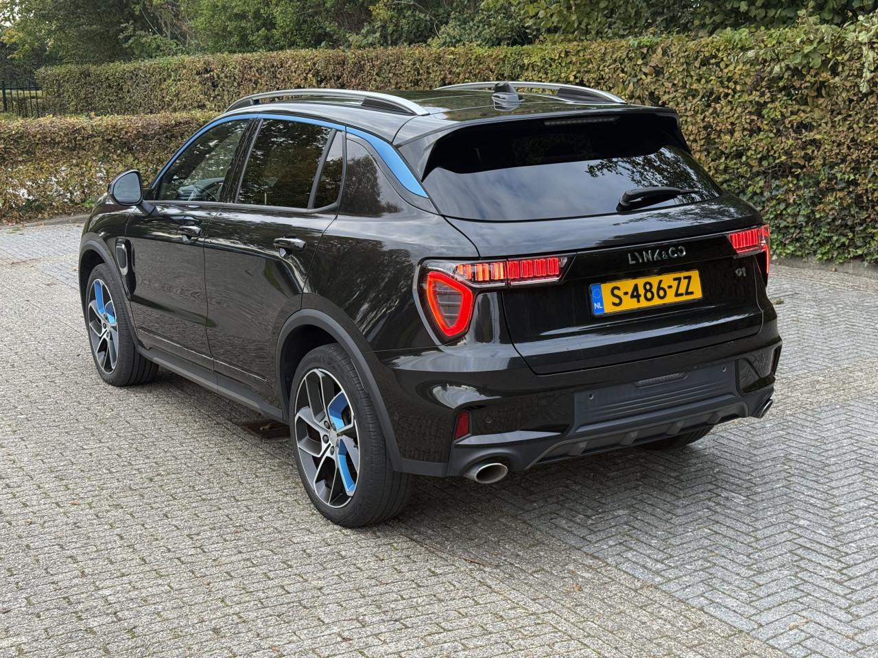 Lynk & Co 01 - 1.5 | 2023 | Zwarte hemel | Panoramadak | 360° | 20 inch