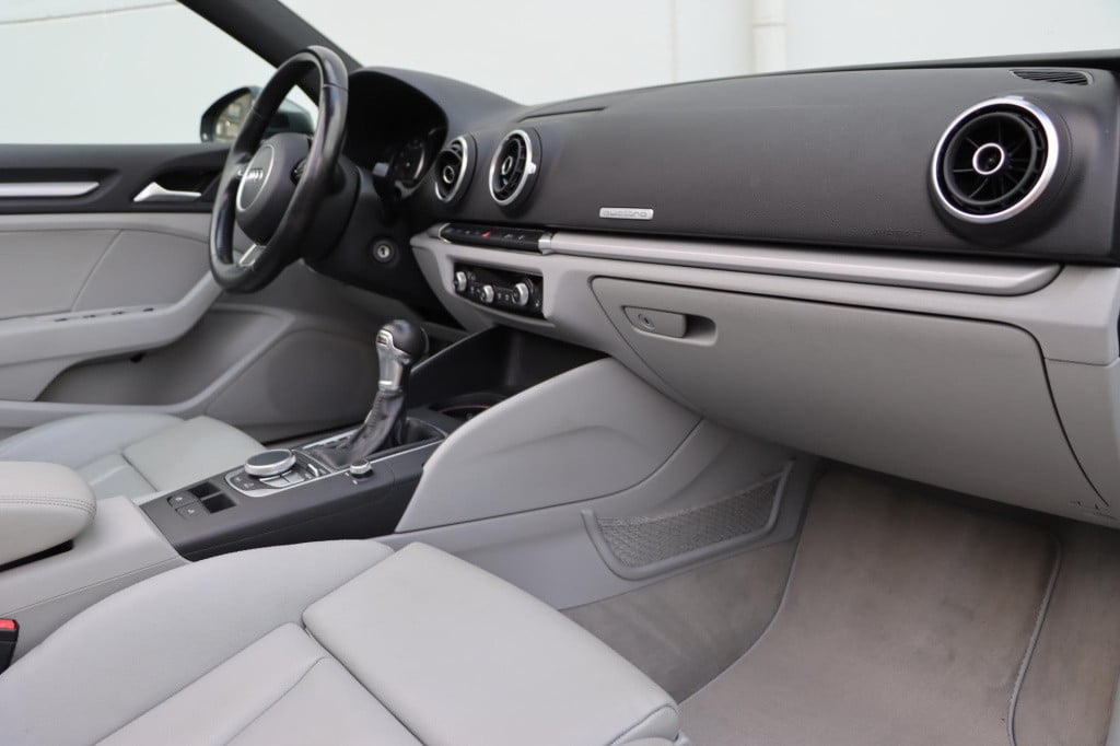 Audi A3 cabriolet 1.8 tfsi quattro ambition pro line s open days