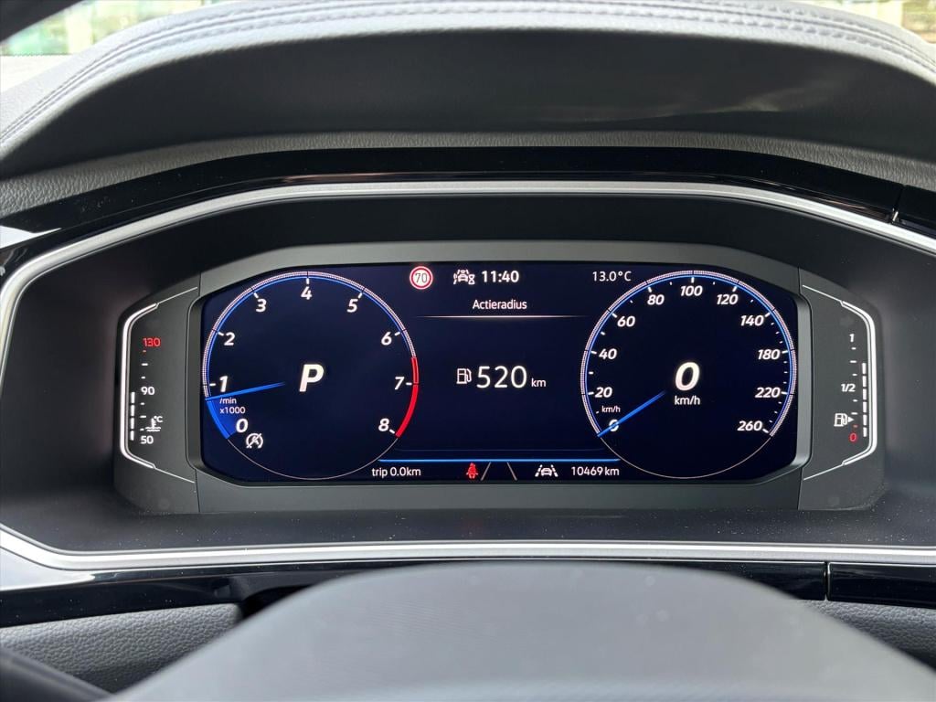 Volkswagen T-roc 1.5 tsi 150pk 7-dsg r-line|camera| dodehoek|carplay|led| r