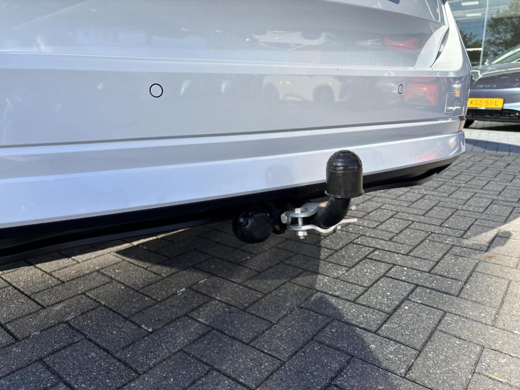 Skoda Octavia combi 1.0 tsi business edition