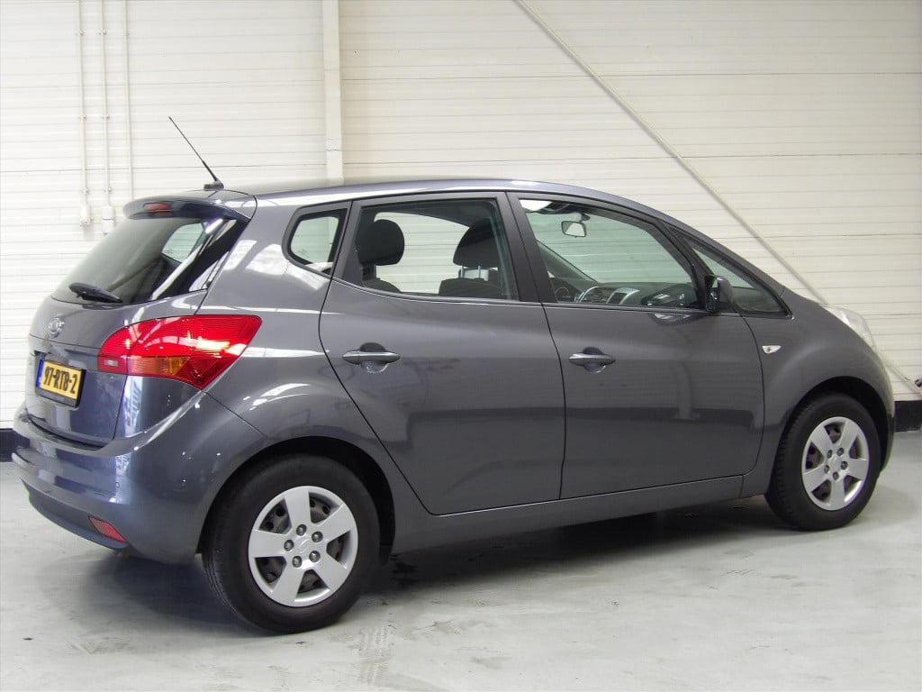 Kia Venga 1.6 automaat x-tra