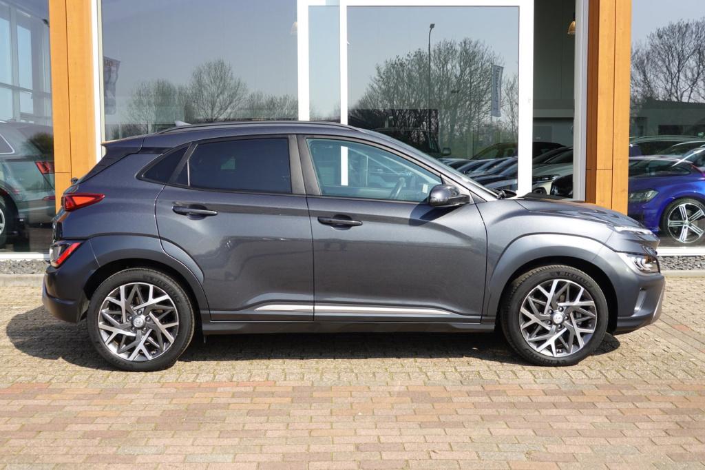 Hyundai Kona 1.6 gdi hev fashion sky