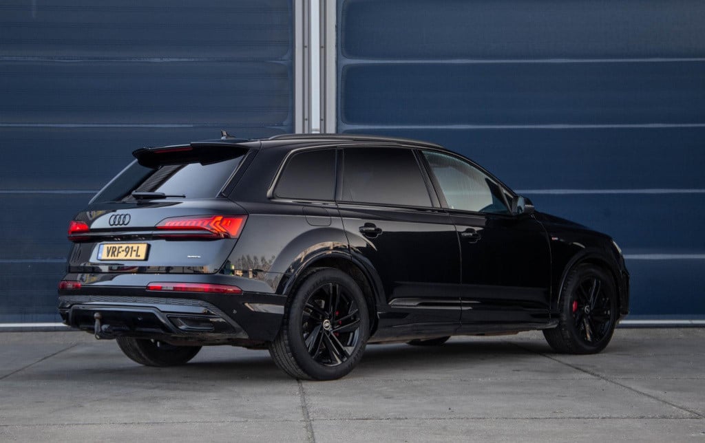 Audi Q7 sq7 s-line grijs kenteken 3x s-line / 360 camera / adaptive cruise 