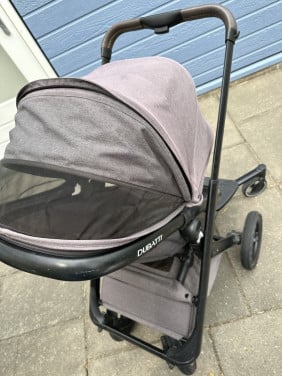 Kinderwagen dubatti