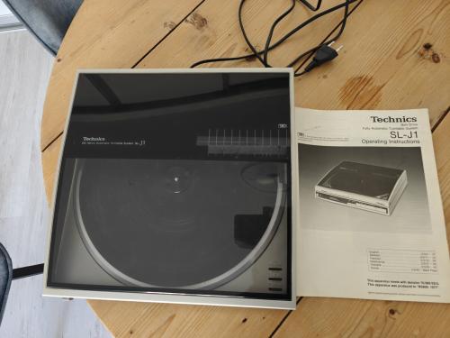 Technics SL-J1 Platenspeler Linear- vol automaat