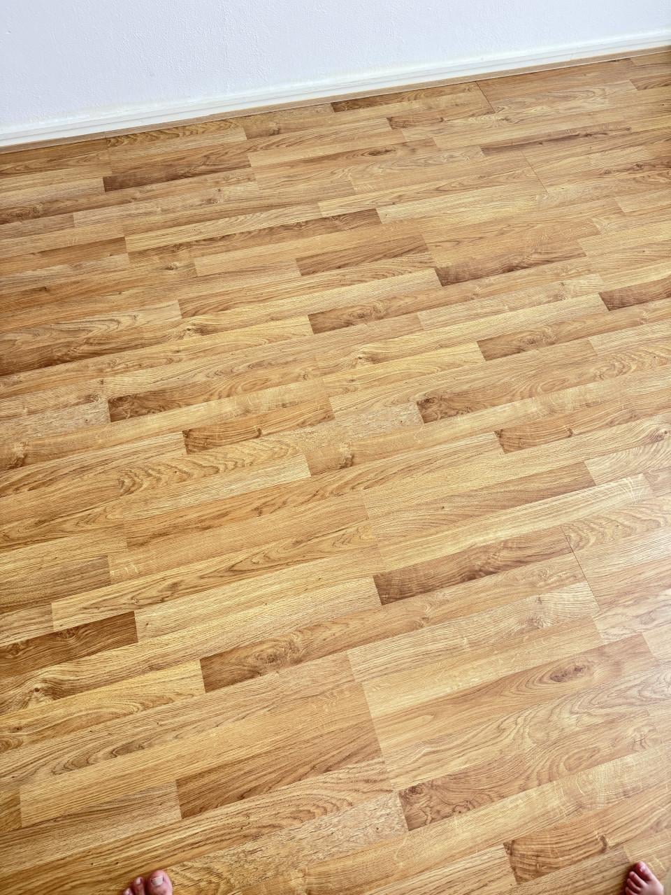 Laminaat 8 mm ( +- 60 m² )