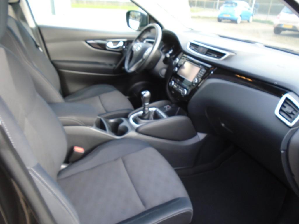Nissan Qashqai 1.2 connect edition