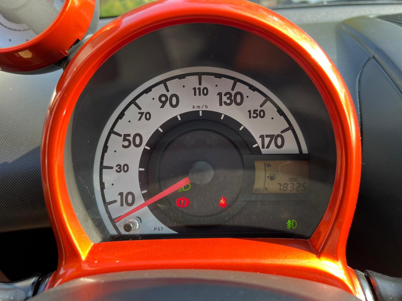 Toyota Aygo 1.0 VVT-i Dynamic Orange|N.A.P.|Nieuwe APK