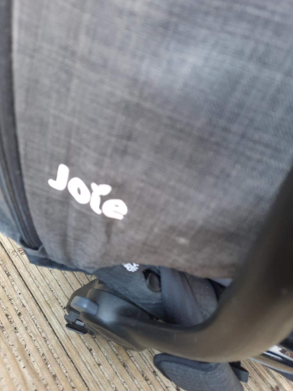 Complete set Mutsy Traveller +Joie autostoel