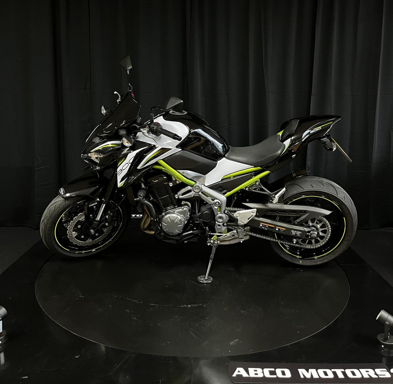 KAWASAKI Z900 ABS