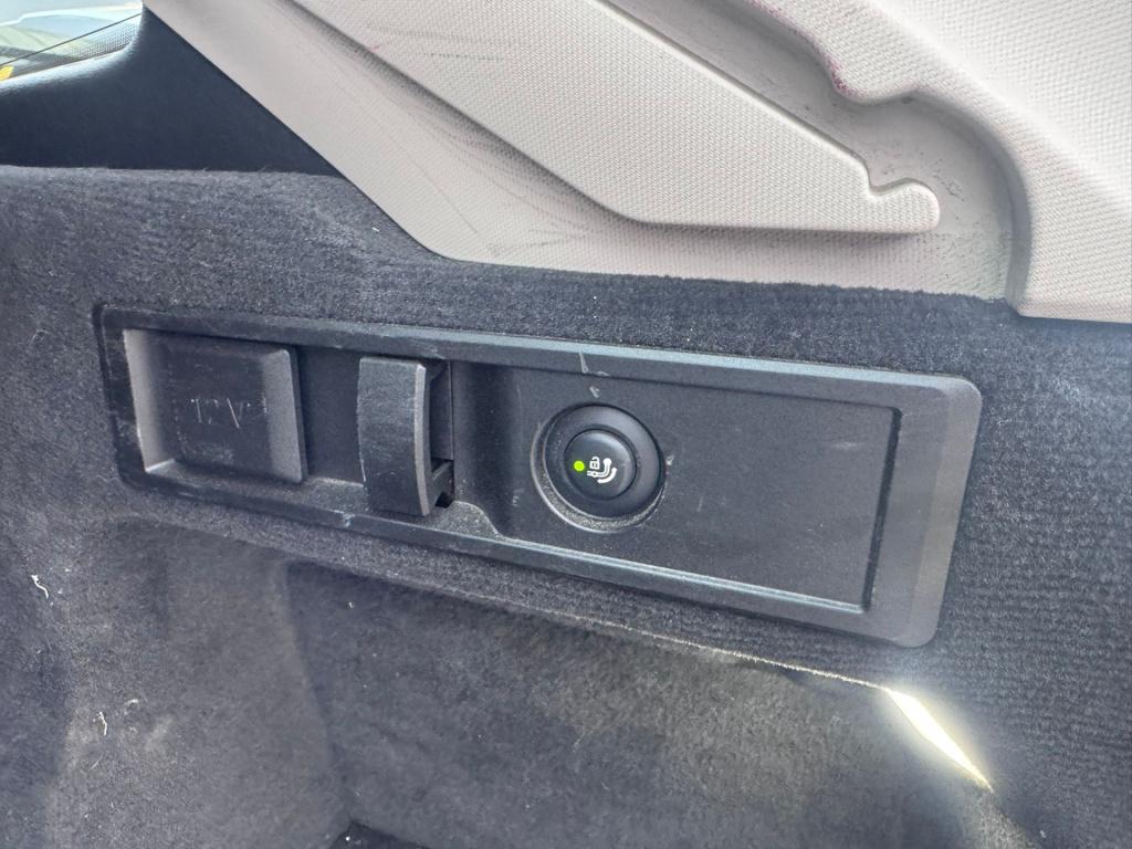 BMW 3-serie touring 330e high executive