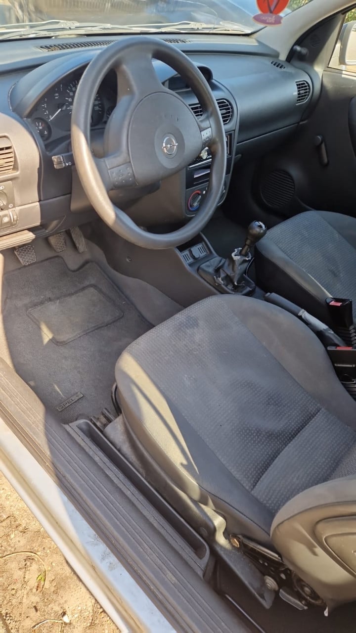 Opel Corsa 2003 zilver