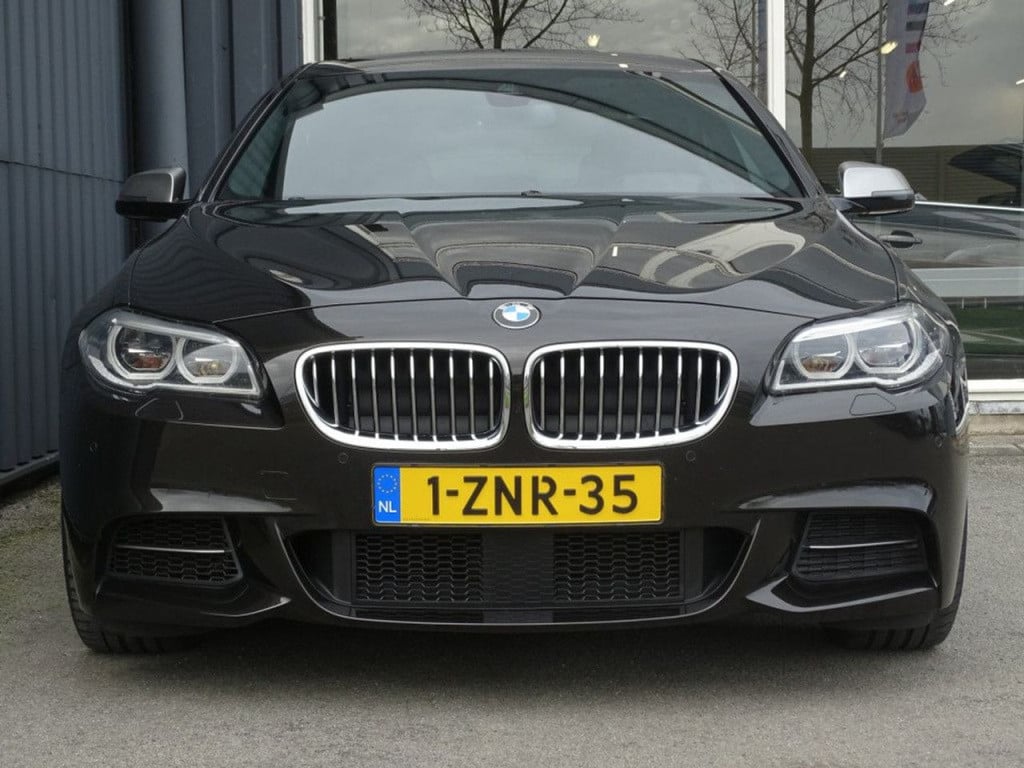 BMW 5 Serie m550xd b&o | hud | aapt. led | pano | 20"