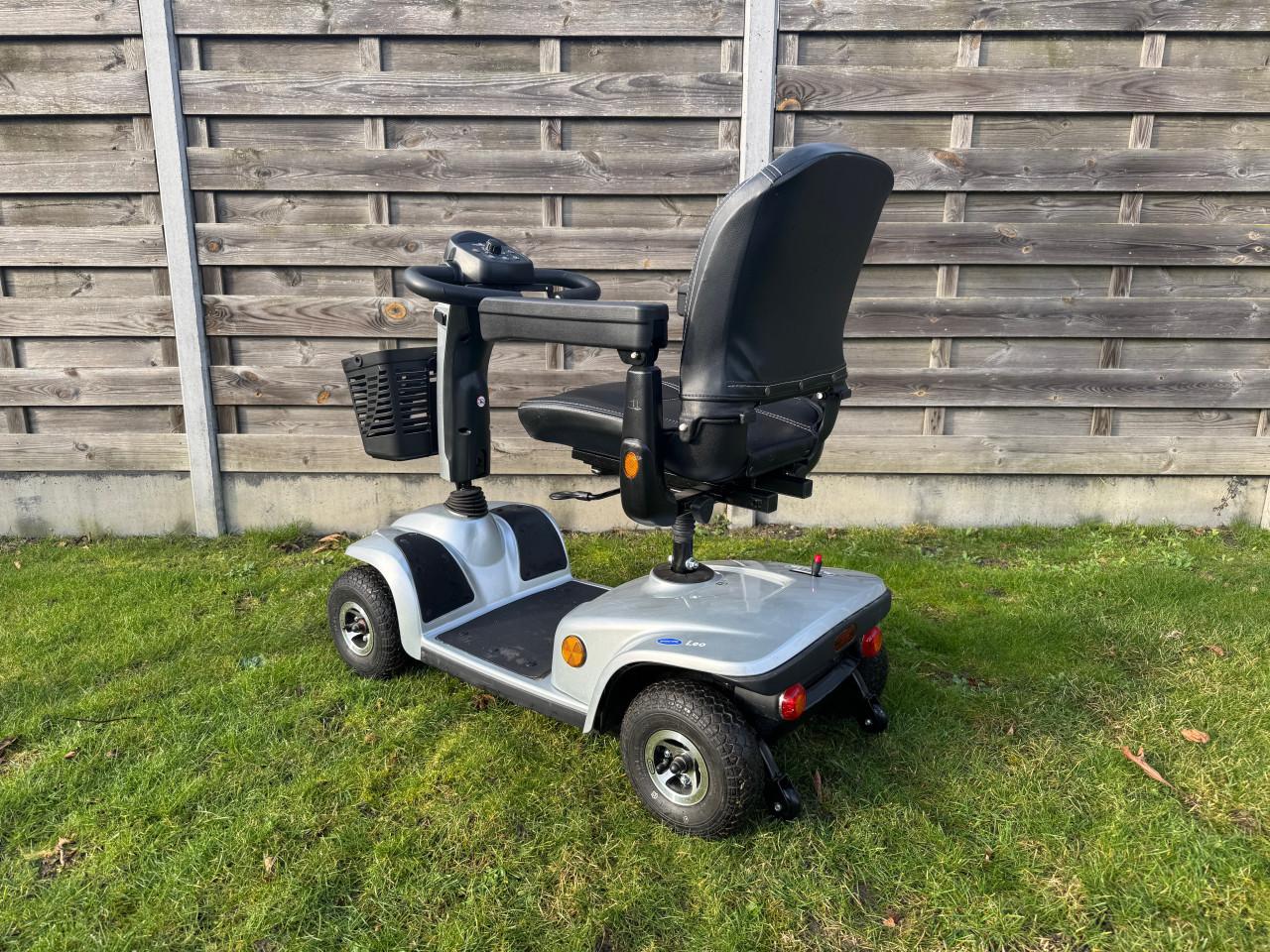 Invacare leo 4 scootmobiel