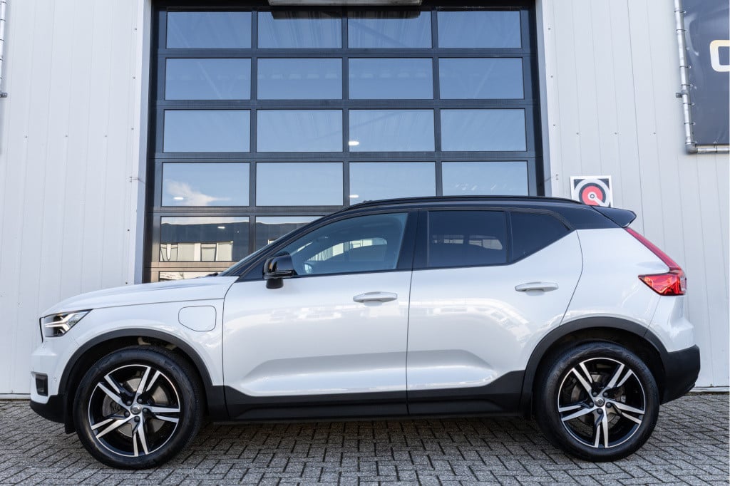 Volvo XC40 1.5 t5 recharge r-design full options! ✅pano✅h&k✅360°cam✅leer