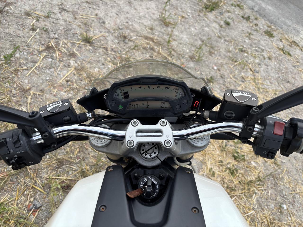 Nette Ducati Monster 696+ uit 2008