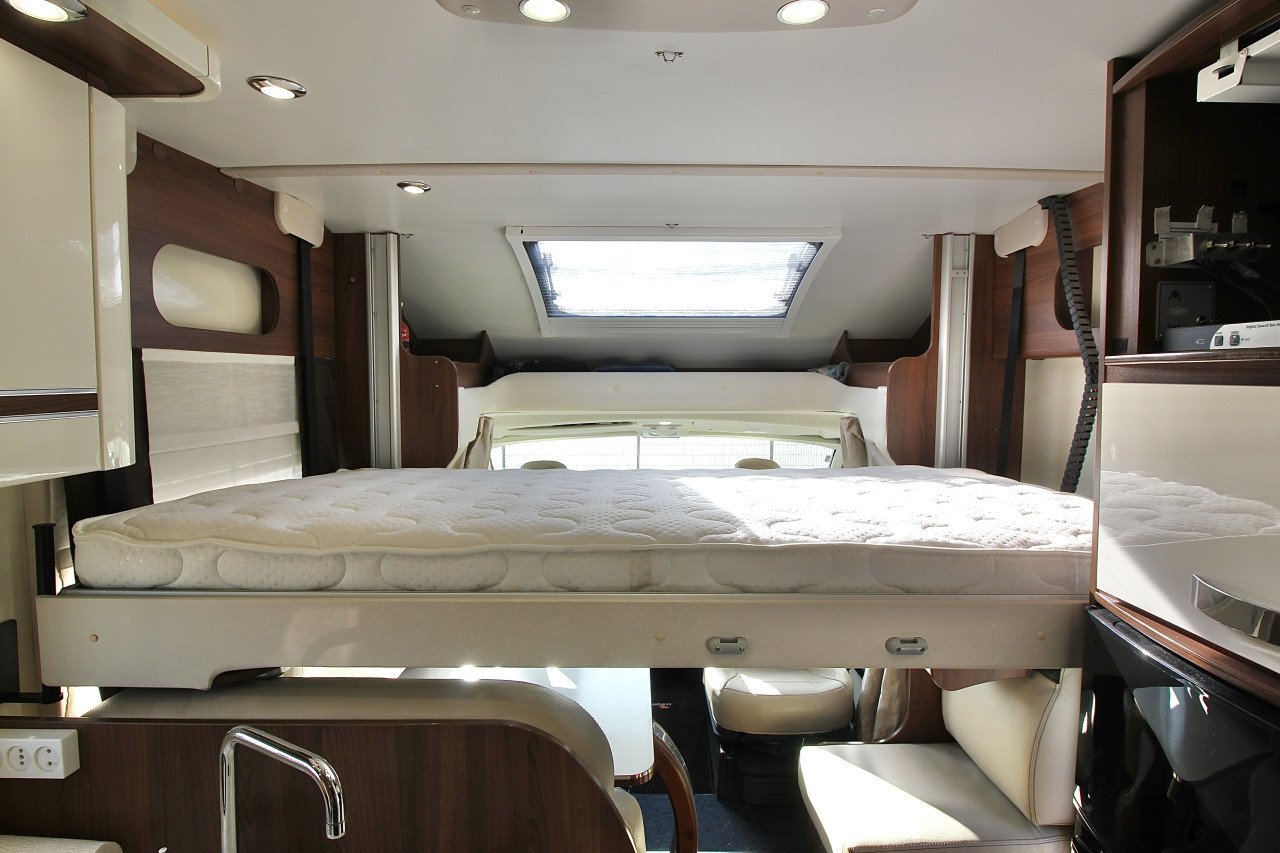 Mclouis Karat Edition (Queensbed+hefbed, véél opties!!!)