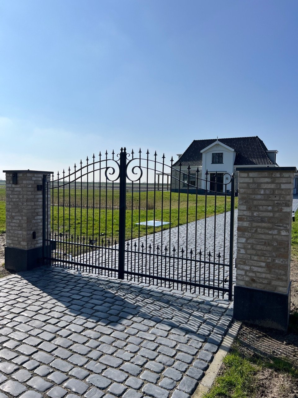OUD-HOLLANDSE INRIJPOORTEN. OP MAAT GEMAAKT.