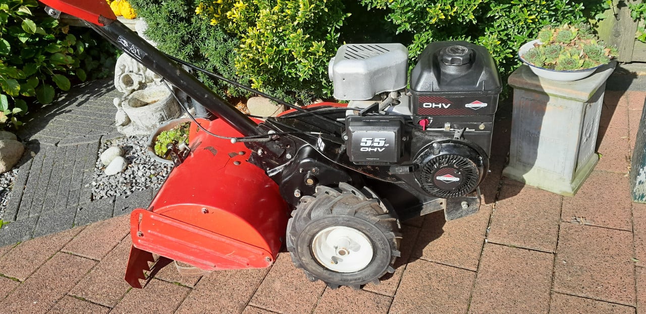 Hvc/Husqvarna  tuinfrees