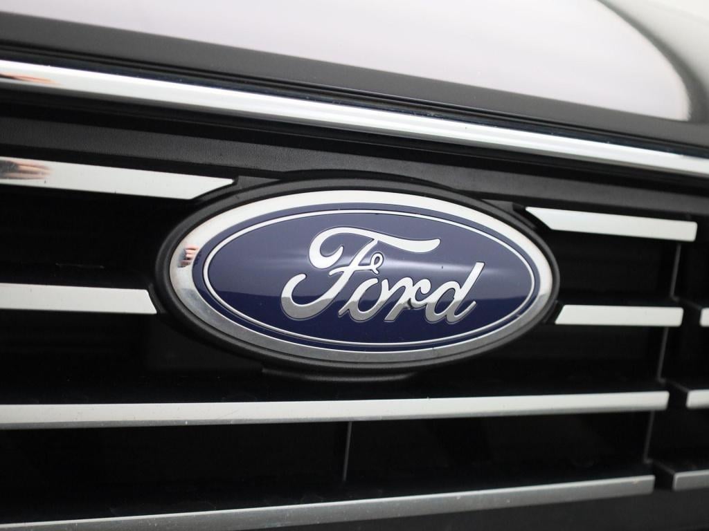 Ford Focus wagon 1.0 ecoboost hybrid titanium x | automaat | lmv | parkeer 