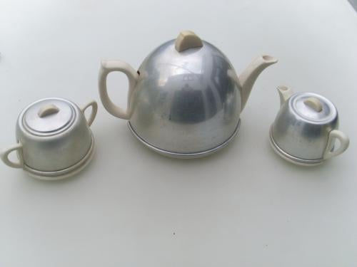 Vintage koffiekan-suikerpot-melkkan in perfecte staat