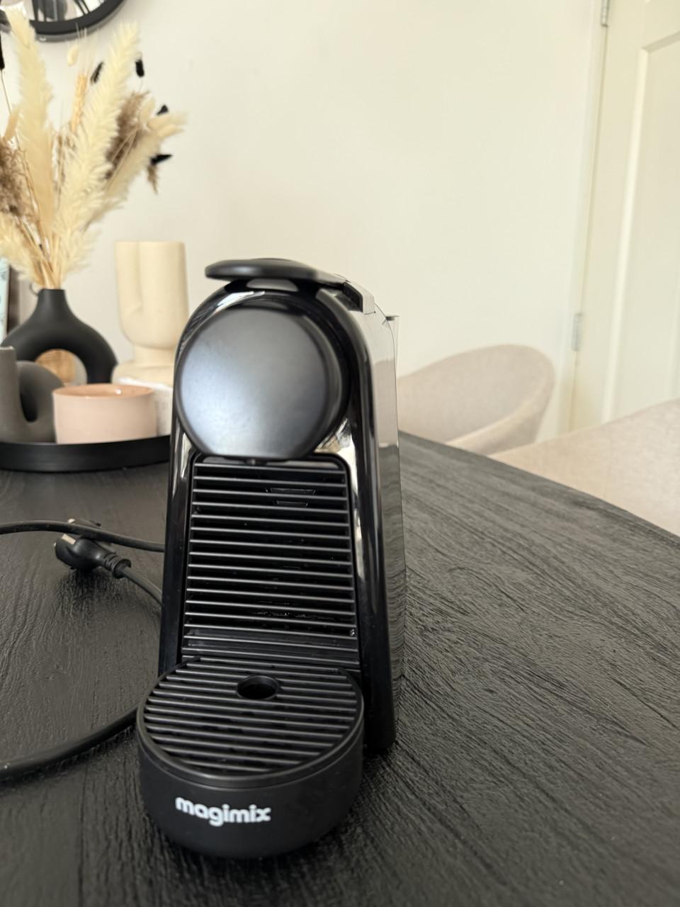 Nespresso essenza mini