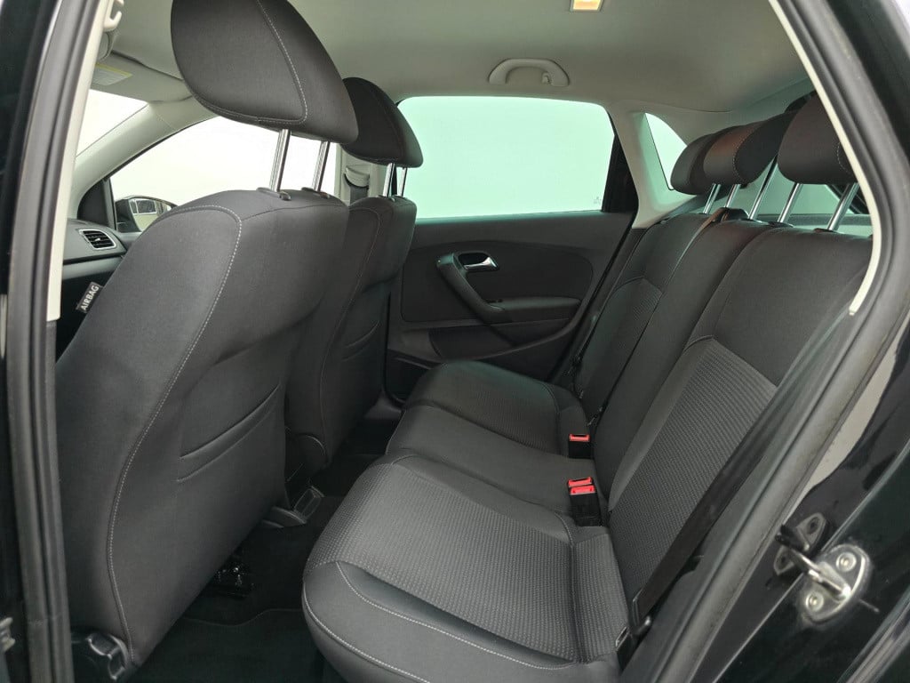 Volkswagen Polo occasion 1.2 tsi highline met cruisecontrol en 5 deurs zwar
