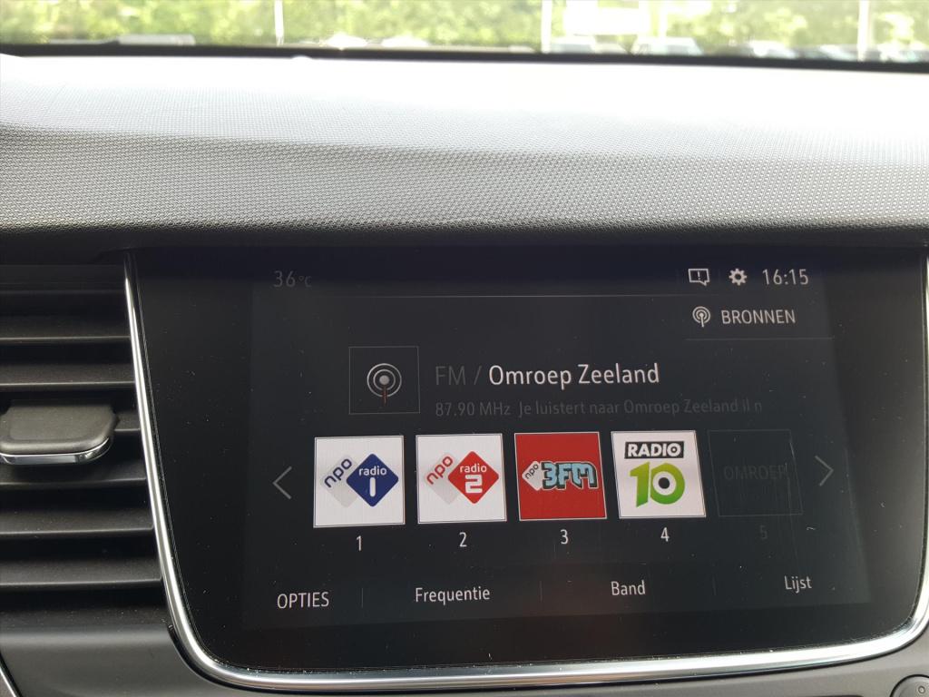 Opel Crossland X innovation 1.2-110pk automaat(eat6) applecarplay&android a