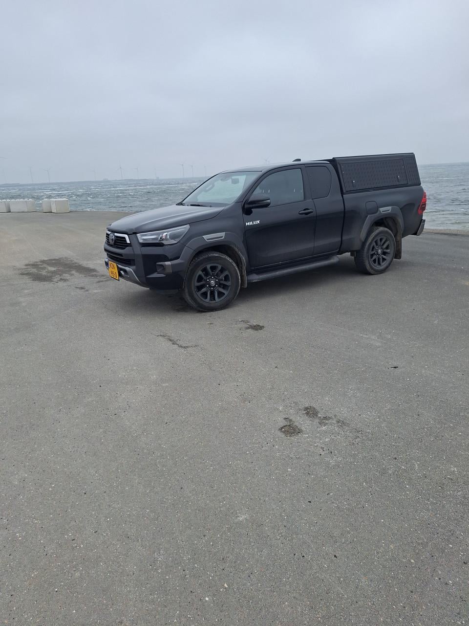 Hilux alucab