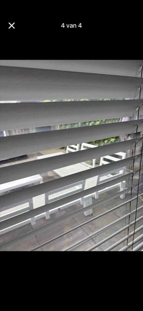 Te Koop: Luxaflex Jaloezie