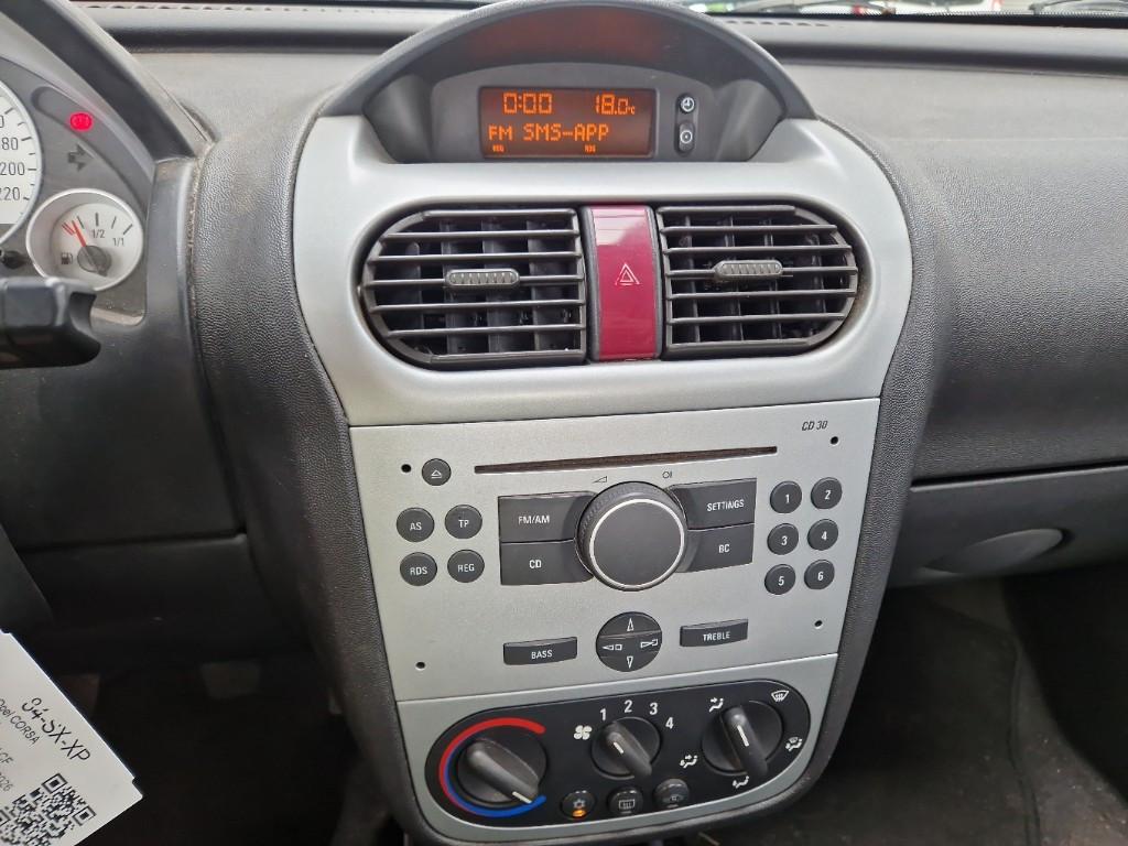 Opel Corsa1.2-2006-km.205000-Airco-stuurb.-trekhk-L.M. velgen.mwe apk-1250