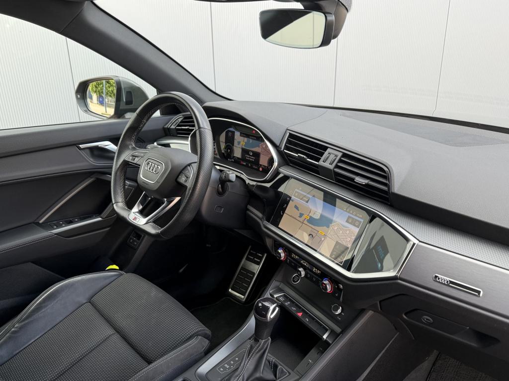 Audi Q3 45 tfsi e hybrid 245pk s edition s-line | keyless | camera