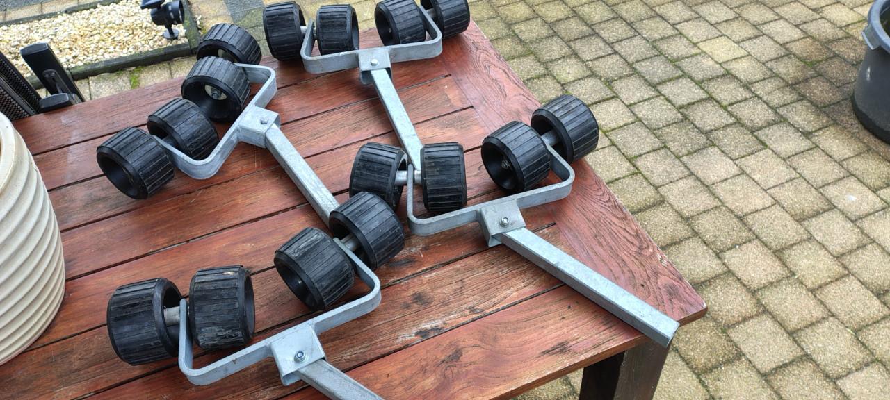 Kantelbare trailer rollen